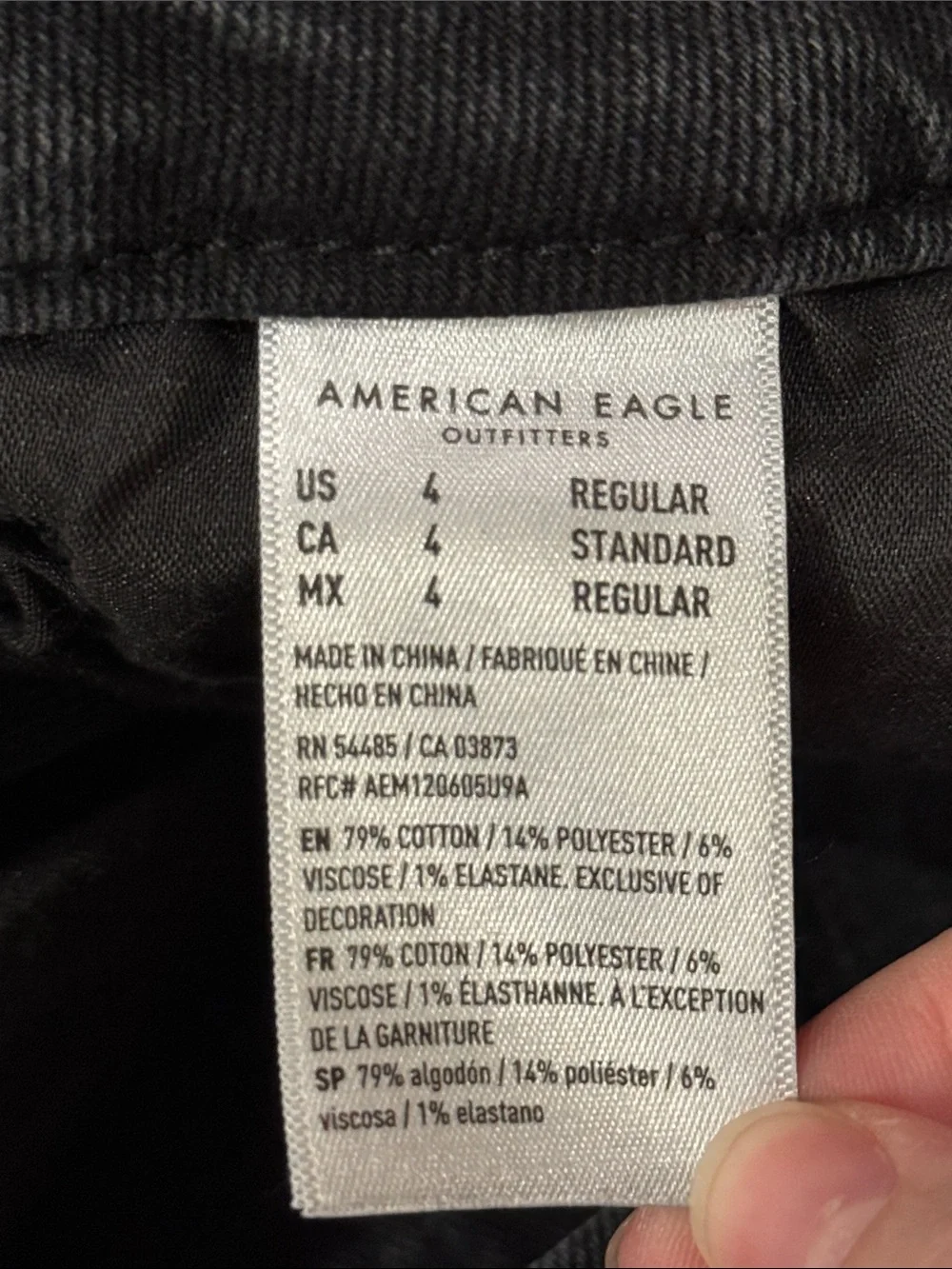 American Eagle Outfitters Washed Black High-Rise Stretch Curvy Mom Jean size 4
